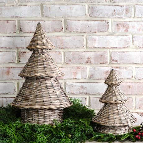 Set of handwoven willow Christmas trees, largest 16.25 inches
